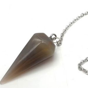 Pendule à facette en Agate verte , chaine argentée et bille d Agate